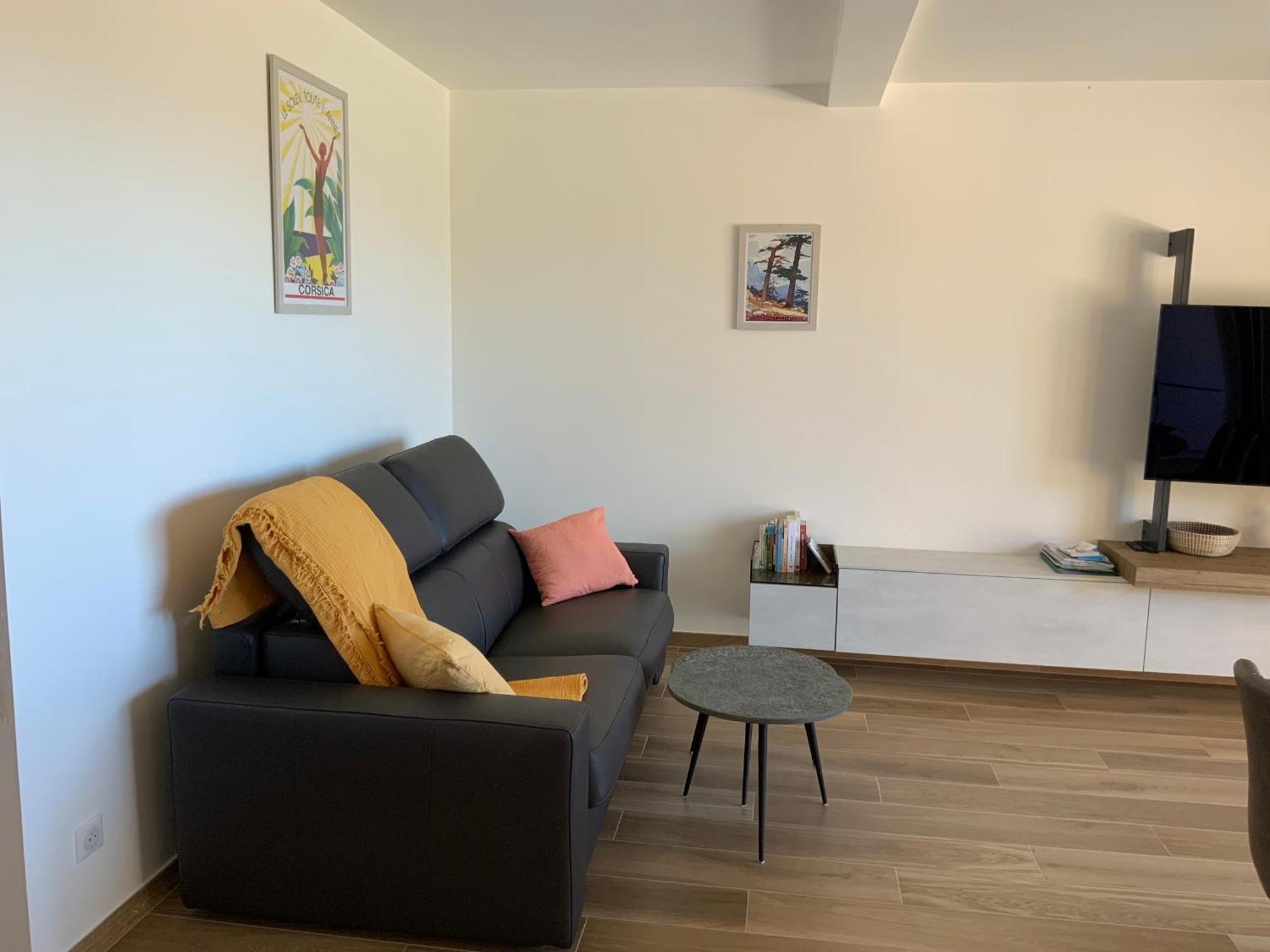 Superbe Neuf De Standing Apartment *